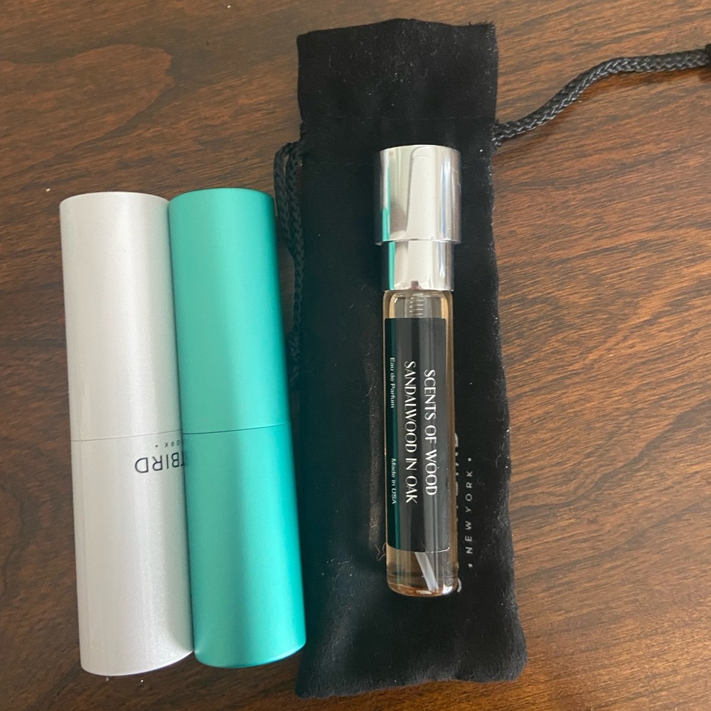 Scentbird Size of Wood Sandalwood in Oak by Ministry of Scent. 8ml + cases